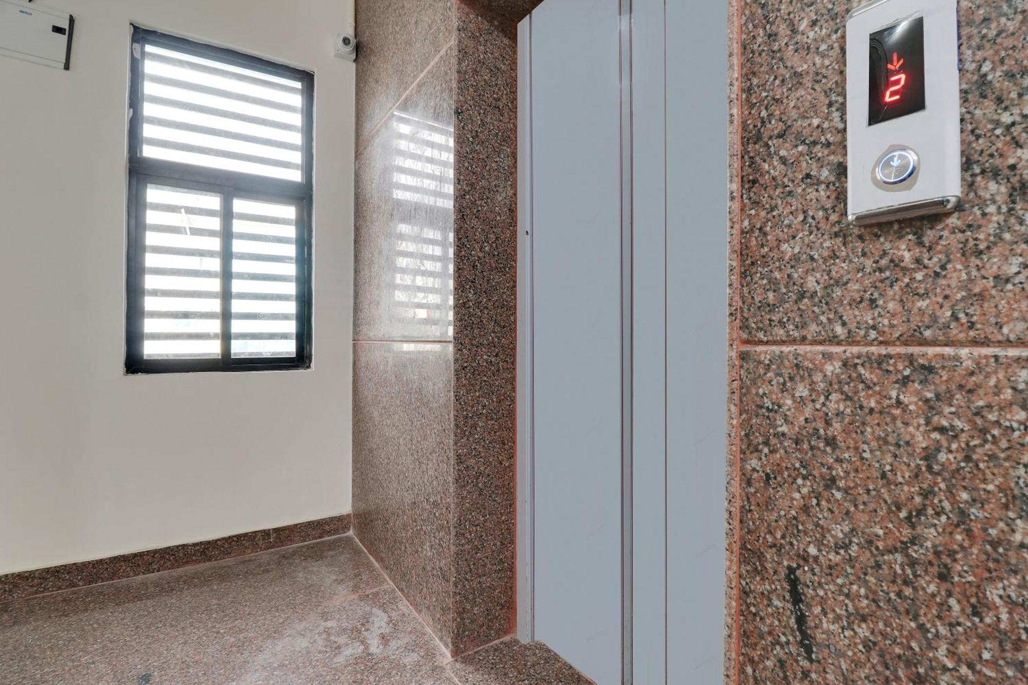 Hotel O Leva Homes Near Baiyappanahalli Metro Station بنغالور المظهر الخارجي الصورة