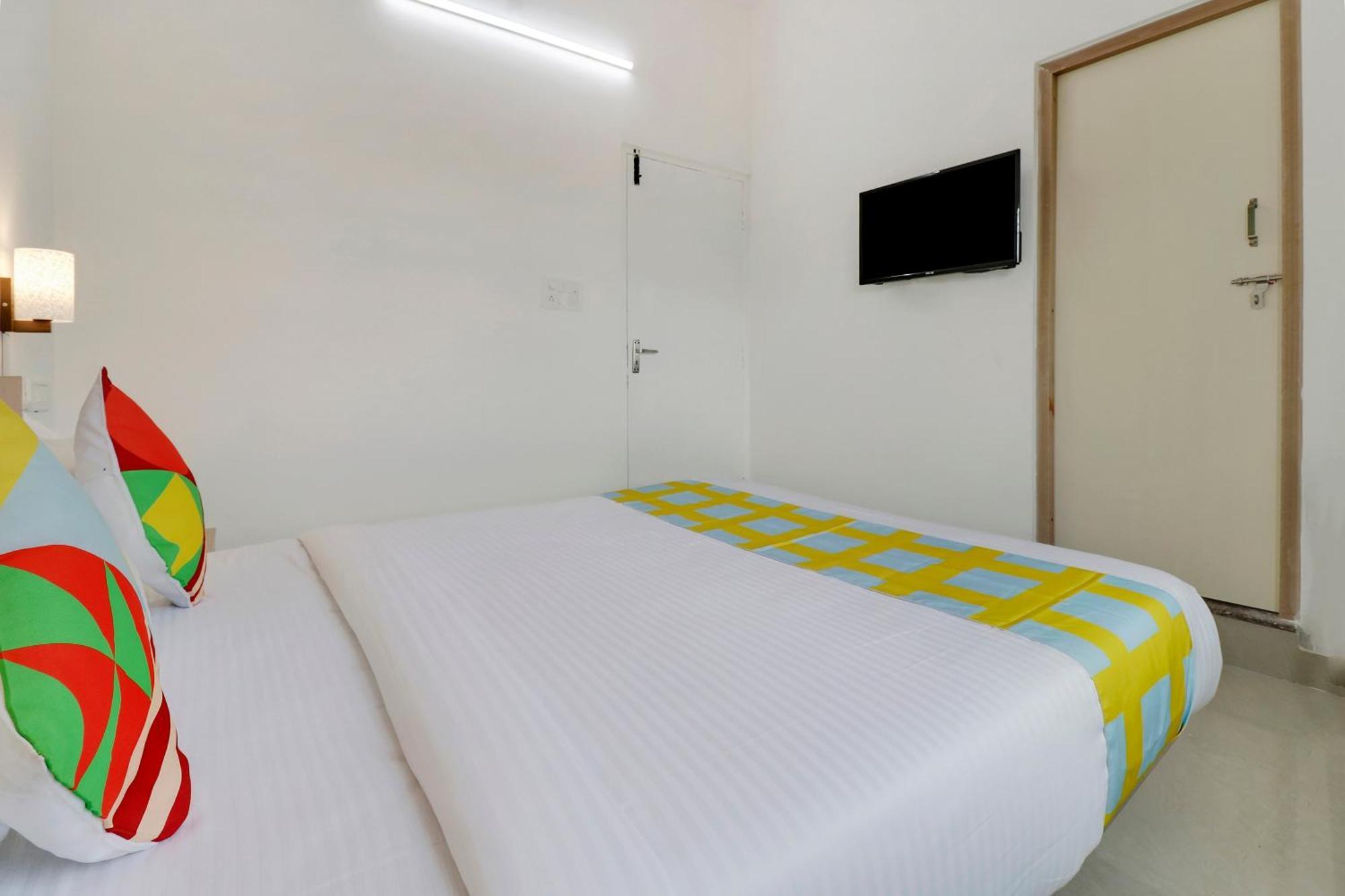 Hotel O Leva Homes Near Baiyappanahalli Metro Station بنغالور المظهر الخارجي الصورة